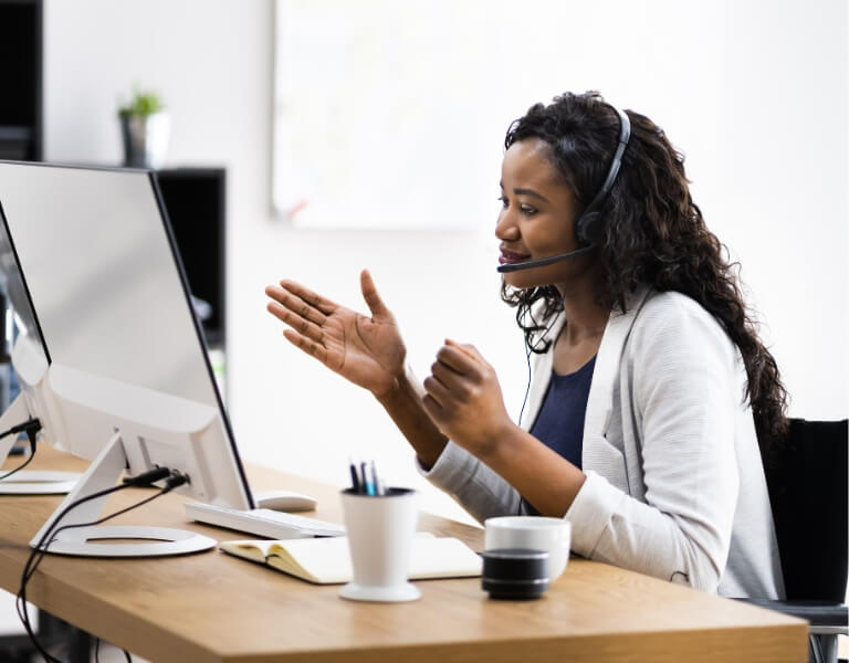 virtual-assistant-woman